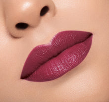 Load image into Gallery viewer, CREAM LIPSTICK - CRUSH
